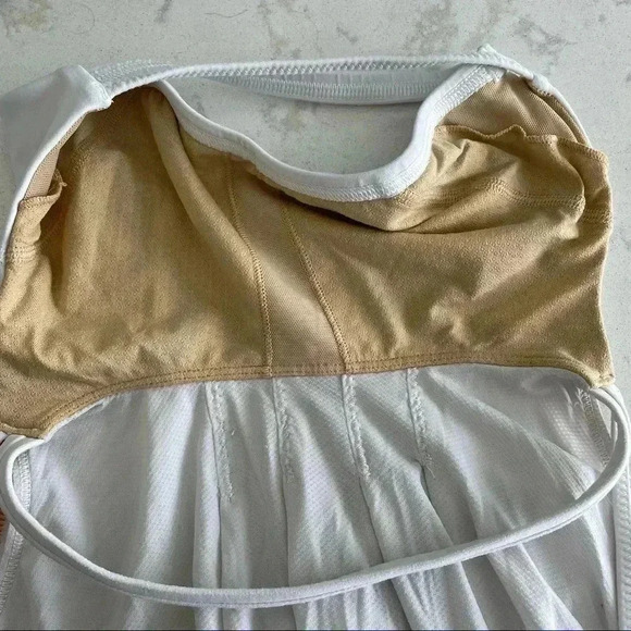 Lululemon top- white - Picture 9 of 10